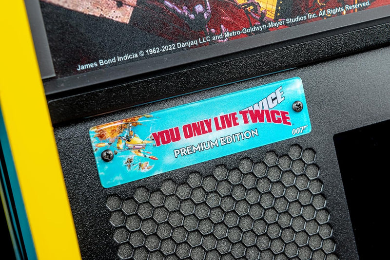 James Bond with Insider Connected, Premium Edition Arcade Pinball Machine