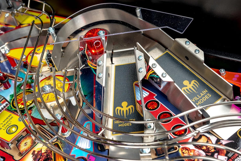 James Bond with Insider Connected, Premium Edition Arcade Pinball Machine